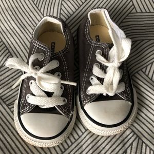 Toddler Converse Chuck Taylor All Star Classic Size 5 EUC